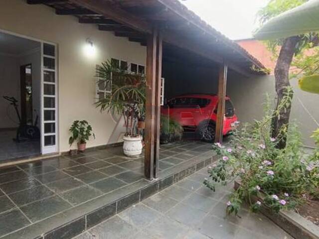 #6337 - CASA USADA / SBPE para Venda em Montes Claros - MG - 3