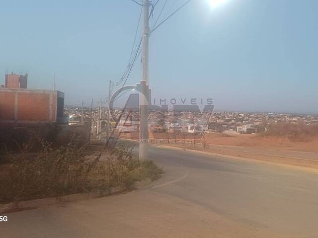 #6349 - LOTES PARTICULAR para Venda em Montes Claros - MG - 2