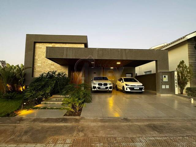 #6354 - CASA EM CONDOMINIO para Venda em Montes Claros - MG - 1