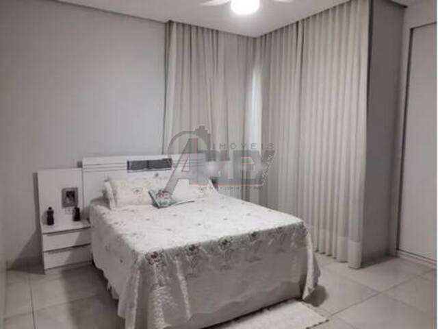 CASA EM CONDOMINIO para Venda em Montes Claros - 4