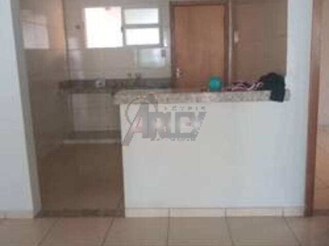 #6375 - CASAS USADA / SBPE para Venda em Montes Claros - MG - 2