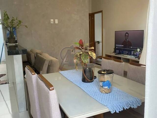 #6396 - CASAS USADA / SBPE para Venda em Montes Claros - MG - 2