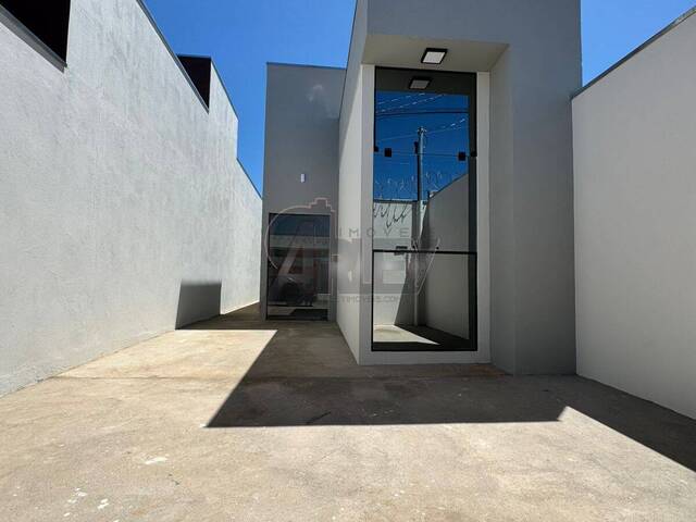 #6402 - MINHA CASA MINHA VIDA para Venda em Montes Claros - MG - 1