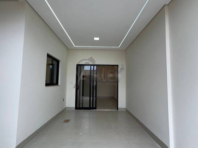 #6407 - CASAS ALTO PADRÃO para Venda em Montes Claros - MG - 2