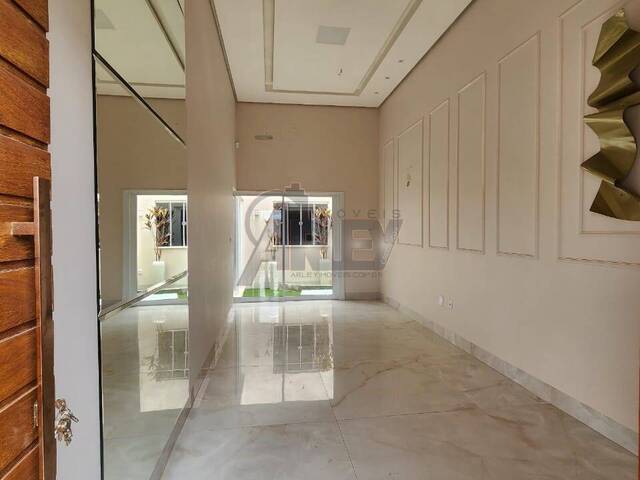 #6409 - CASA EM CONDOMINIO para Venda em Montes Claros - MG - 2