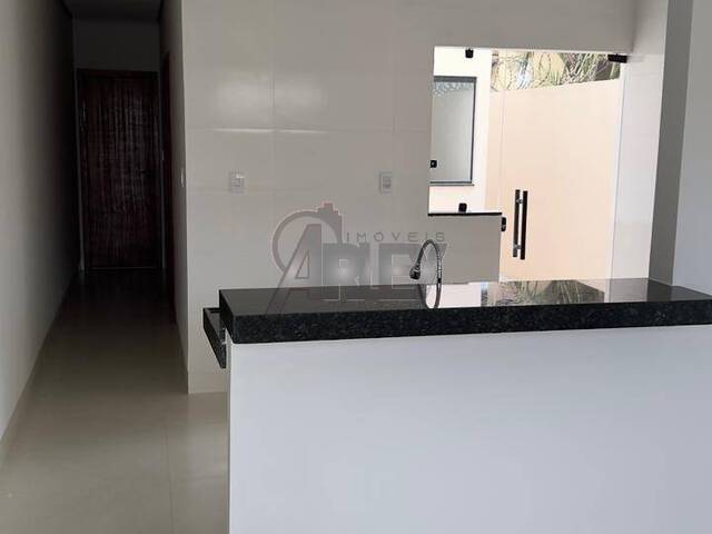 #6413 - CASAS USADA / SBPE para Venda em Montes Claros - MG - 2