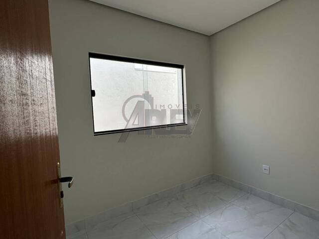 #6418 - CASAS USADA / SBPE para Venda em Montes Claros - MG - 3