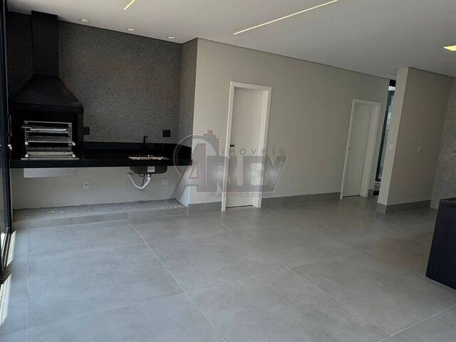 #6432 - CASAS ALTO PADRÃO para Venda em Montes Claros - MG - 3