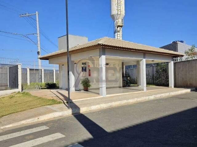 #6442 - APARTAMENTO USADO para Venda em Montes Claros - MG - 3