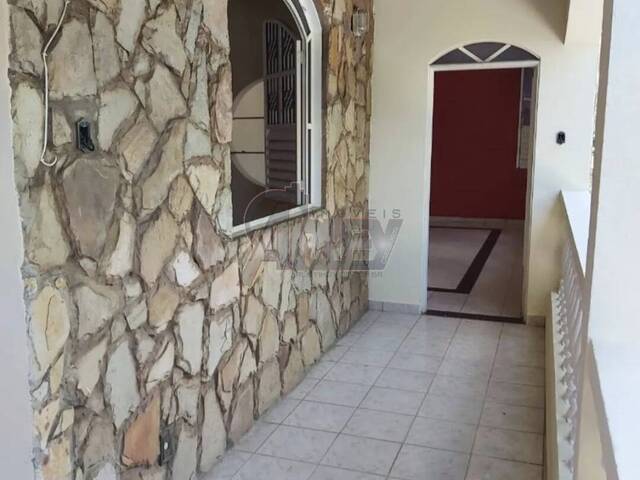 #6446 - CASAS USADA / SBPE para Venda em Montes Claros - MG - 1