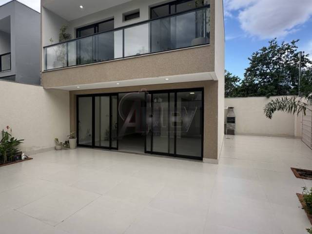 #6480 - CASAS USADA / SBPE para Venda em Montes Claros - MG - 1