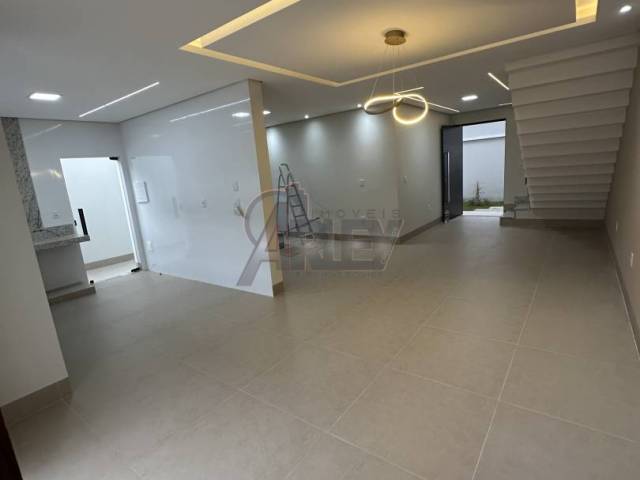 #6482 - CASAS USADA / SBPE para Venda em Montes Claros - MG - 3