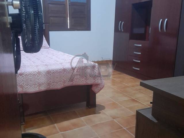 CASAS USADA / SBPE para Venda em Montes Claros - 5