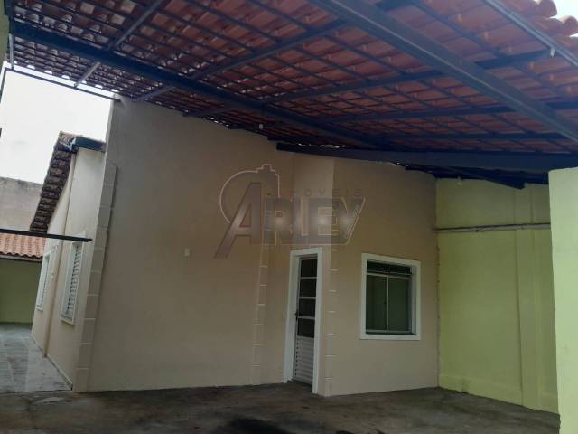 #6536 - CASAS USADA / SBPE para Venda em Montes Claros - MG - 2