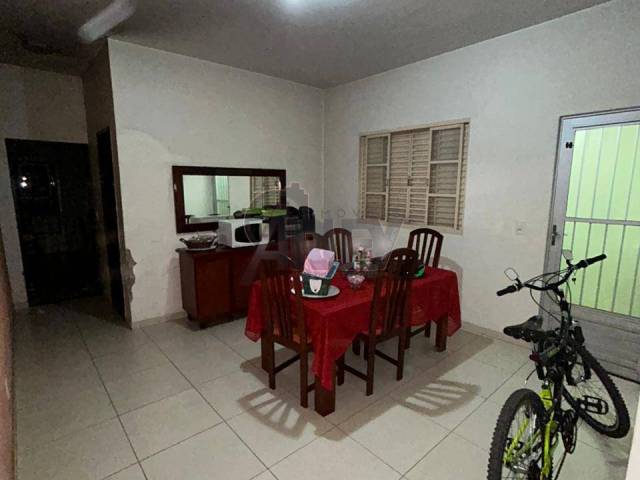 #6543 - CASAS USADA / SBPE para Venda em Montes Claros - MG - 2