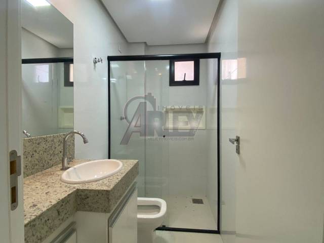 APARTAMENTO USADO para Venda em Montes Claros - 4