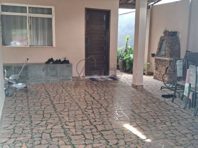 #6551 - CASAS USADA / SBPE para Venda em Montes Claros - MG - 1