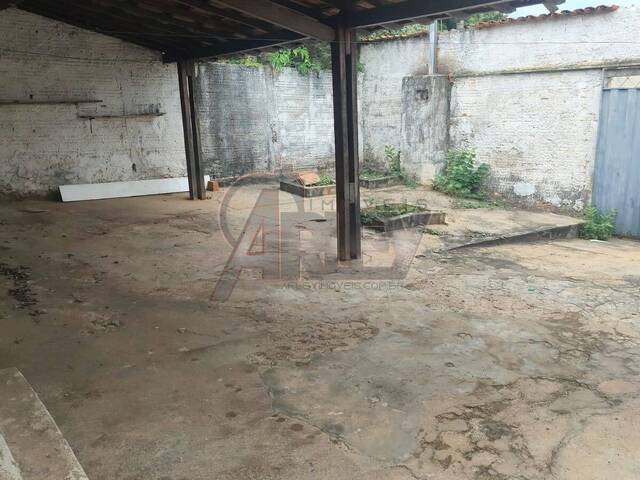 #6566 - CASAS USADA / SBPE para Venda em Montes Claros - MG - 2