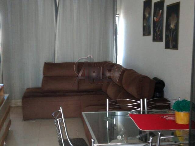 #6584 - CASAS USADA / SBPE para Venda em Montes Claros - MG - 1