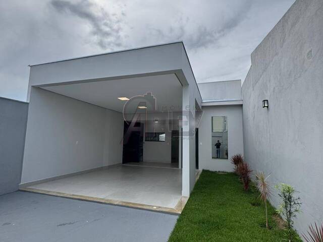 #6593 - CASAS USADA / SBPE para Venda em Montes Claros - MG - 3