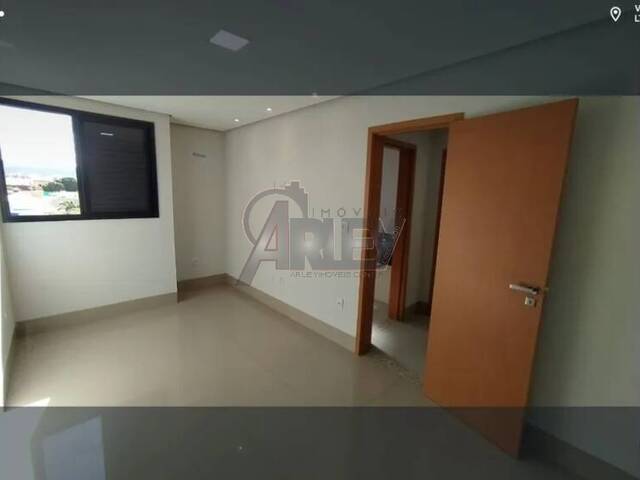 APARTAMENTO USADO para Venda em Montes Claros - 4