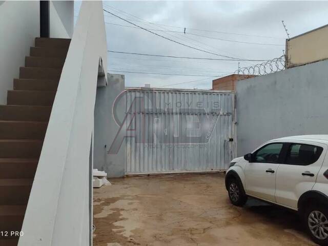 #6634 - CASAS USADA / SBPE para Venda em Montes Claros - MG - 2