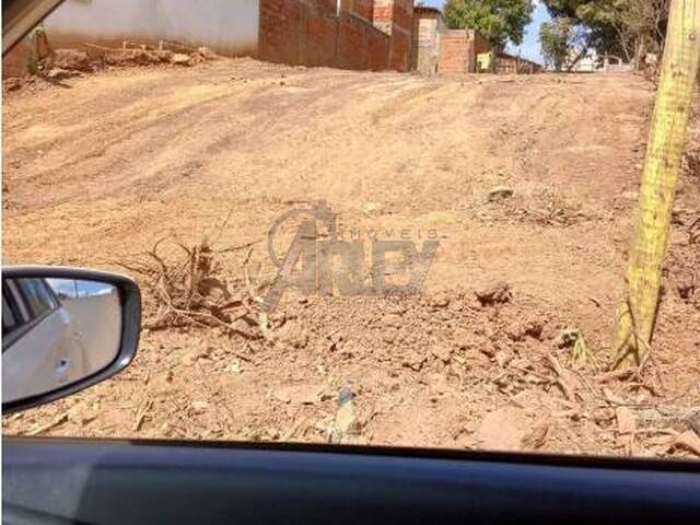 LOTES PARTICULAR para Venda em Montes Claros - 4