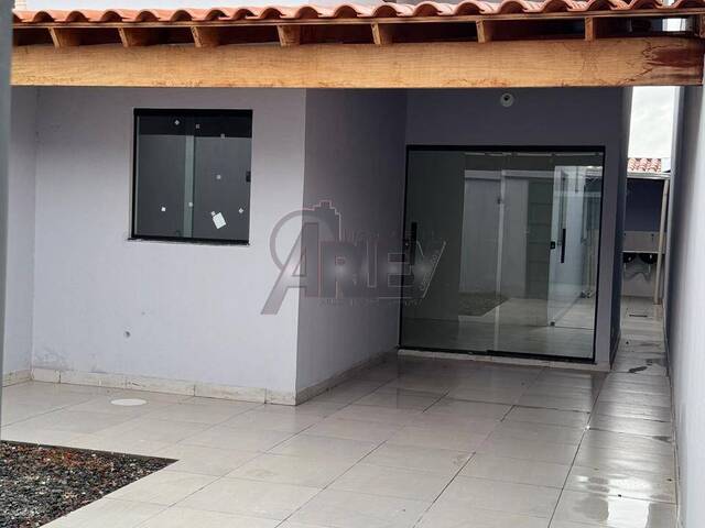 #6637 - CASAS USADA / SBPE para Venda em Montes Claros - MG - 2