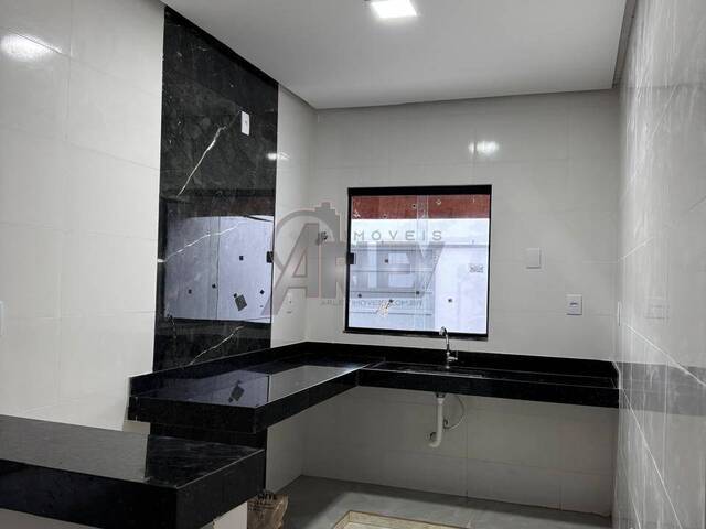 #6637 - CASAS USADA / SBPE para Venda em Montes Claros - MG - 3