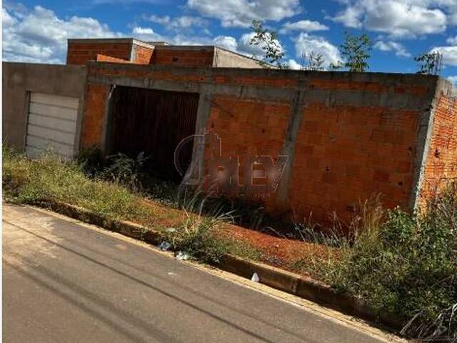 #6640 - LOTES PARTICULAR para Venda em Montes Claros - MG - 2