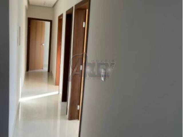 COBERTURA / FLAT / KITNET / DUPLEX / TRIPLEX para Venda em Montes Claros - 5