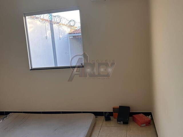 #6653 - CASAS USADA / SBPE para Venda em Montes Claros - MG - 3