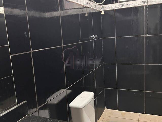 CASAS USADA / SBPE para Venda em Montes Claros - 5