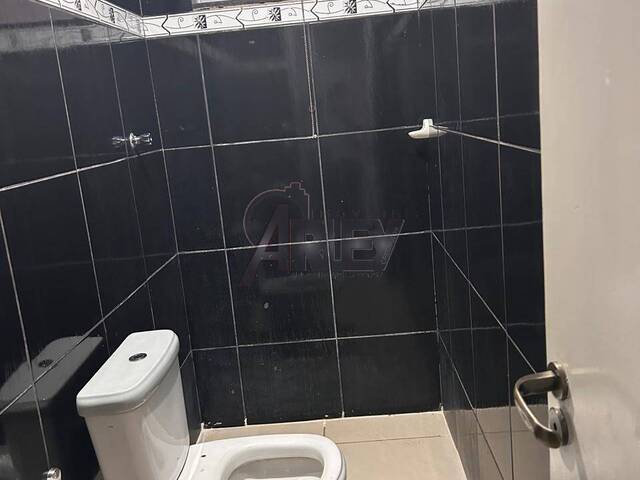 CASAS USADA / SBPE para Venda em Montes Claros - 4