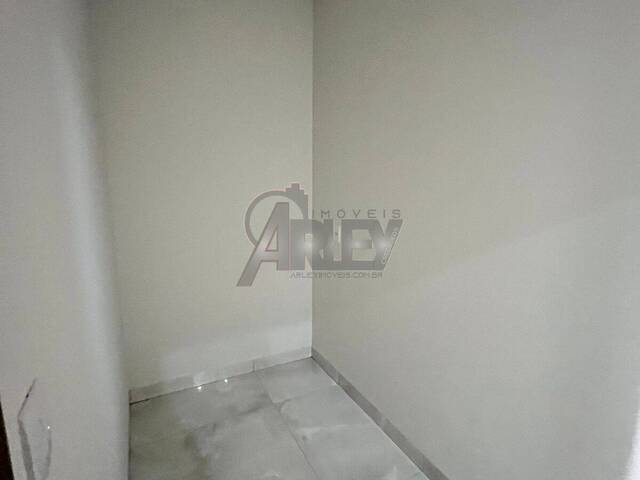 #6658 - CASAS USADA / SBPE para Venda em Montes Claros - MG - 2