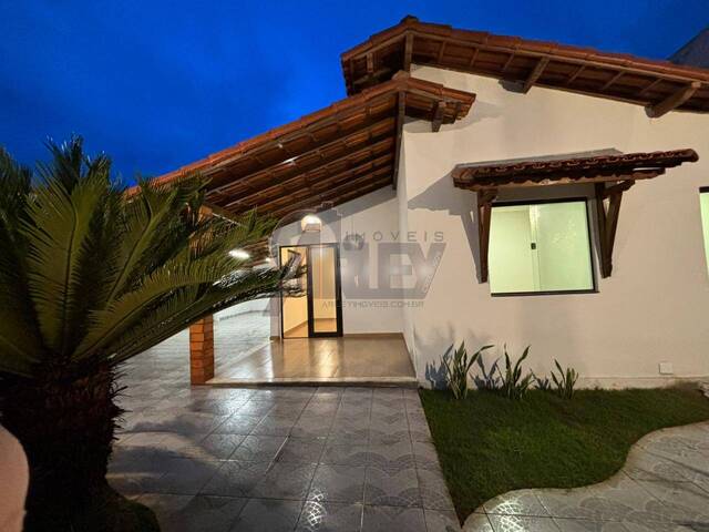 #6660 - CASAS USADA / SBPE para Venda em Montes Claros - MG - 3