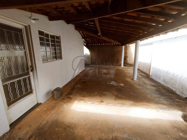 #6665 - CASAS USADA / SBPE para Venda em Montes Claros - MG - 3