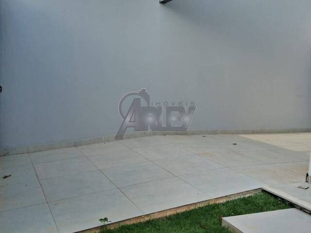 #6666 - CASAS USADA / SBPE para Venda em Montes Claros - MG - 2