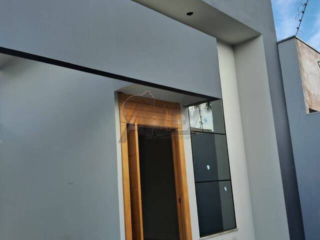 #6666 - CASAS USADA / SBPE para Venda em Montes Claros - MG - 1