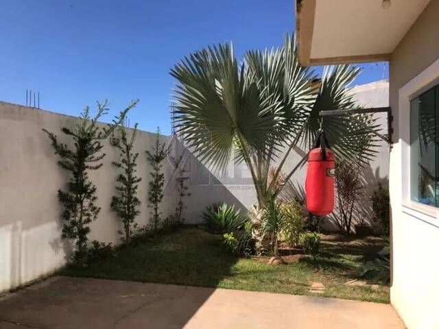 #6679 - CASAS USADA / SBPE para Venda em Montes Claros - MG - 2