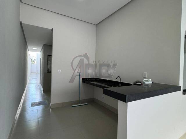 #6682 - CASAS USADA / SBPE para Venda em Montes Claros - MG - 3