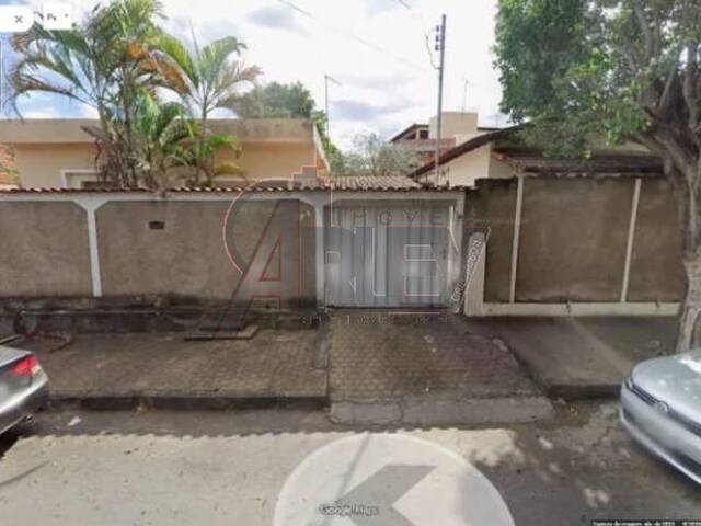 #6695 - CASAS USADA / SBPE para Venda em Montes Claros - MG - 1