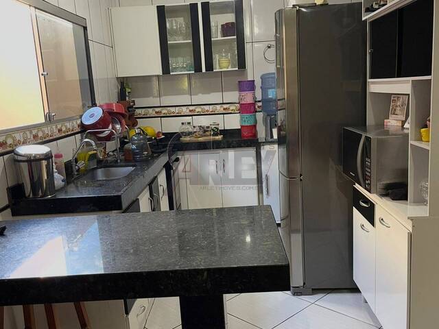 #6698 - CASAS USADA / SBPE para Venda em Montes Claros - MG - 2