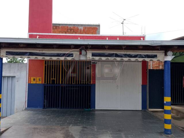 #6704 - CASAS USADA / SBPE para Venda em Montes Claros - MG - 2