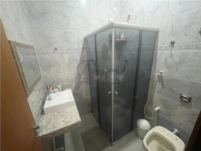 CASAS USADA / SBPE para Venda em Montes Claros - 4