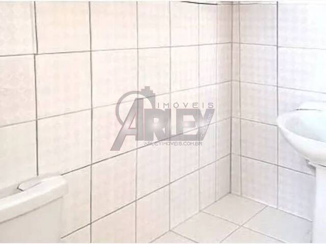 #6735 - CASAS USADA / SBPE para Venda em Montes Claros - MG - 3