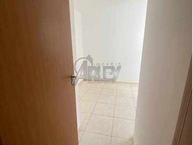 APARTAMENTO USADO para Venda em Montes Claros - 5