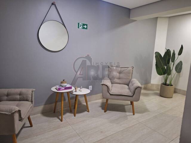 APARTAMENTO USADO para Venda em Montes Claros - 4