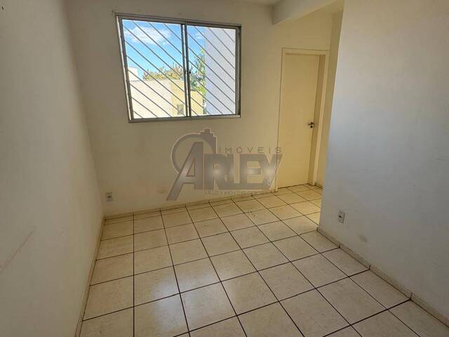 #6746 - APARTAMENTO USADO para Venda em Montes Claros - MG - 1