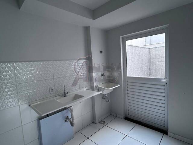 APARTAMENTO USADO para Venda em Montes Claros - 4
